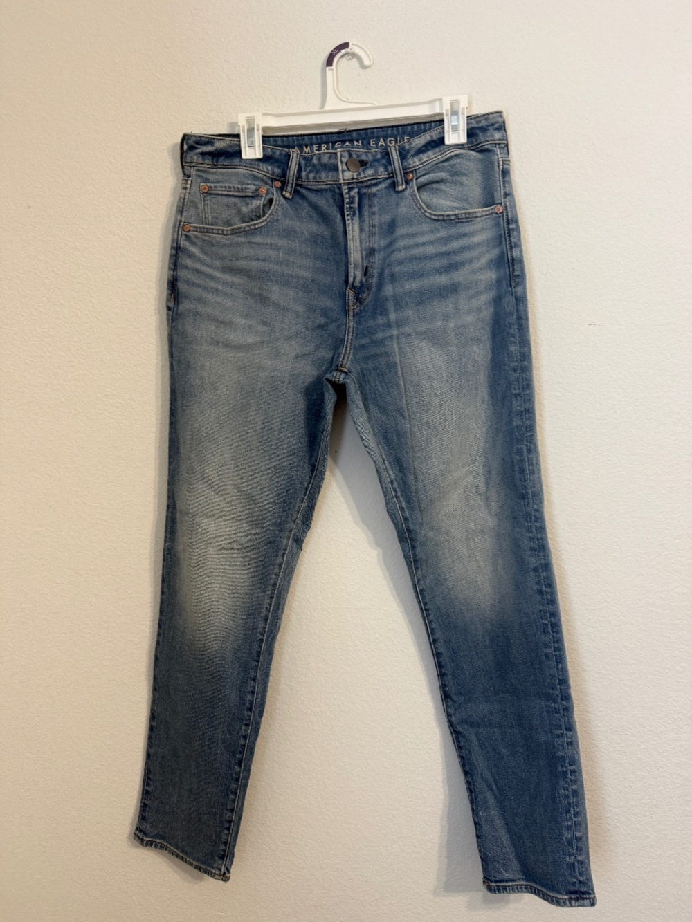 Mens airflex athletic American eagle jeans size 33x32